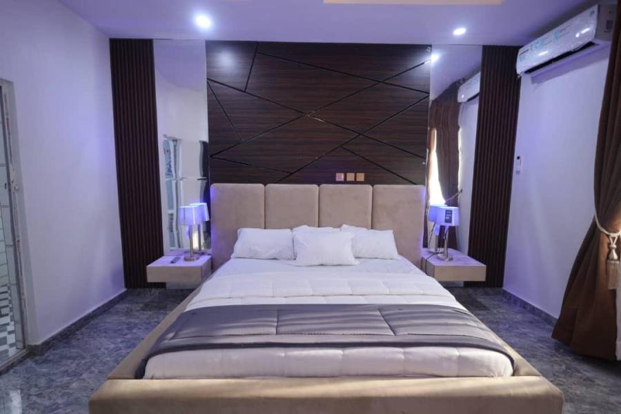 2 Bed Room Single Room